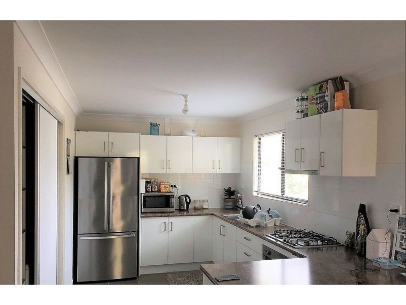 21B Marshall St, Kingston QLD 4114