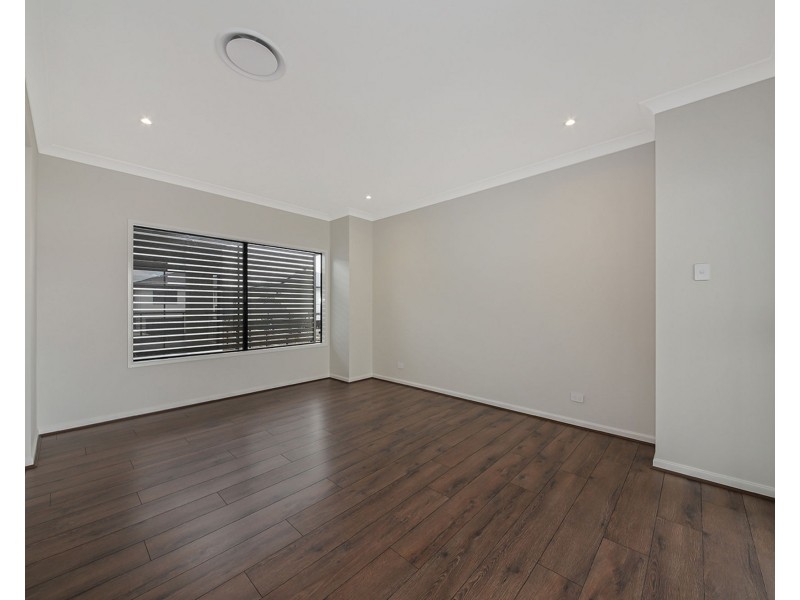 12 Parolin Pde, Rochedale QLD 4123