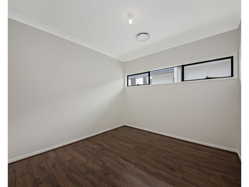 12 Parolin Pde, Rochedale QLD 4123