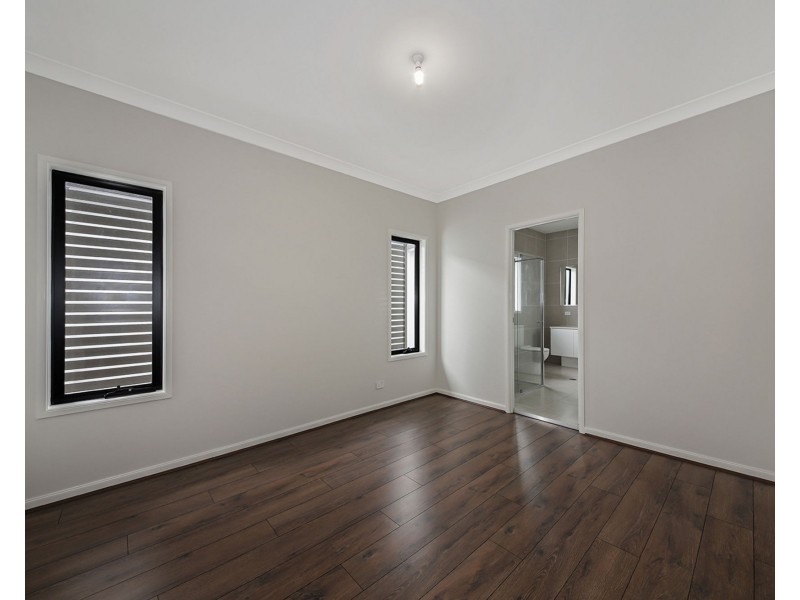 12 Parolin Pde, Rochedale QLD 4123