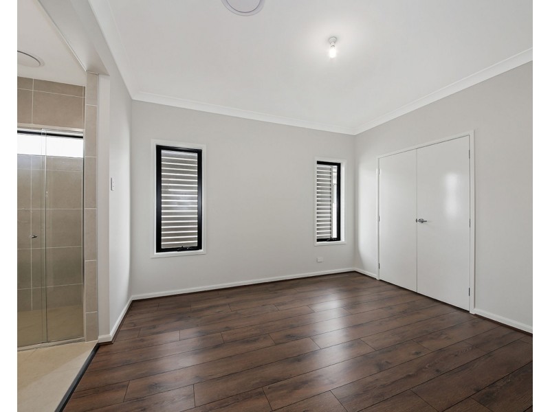 12 Parolin Pde, Rochedale QLD 4123