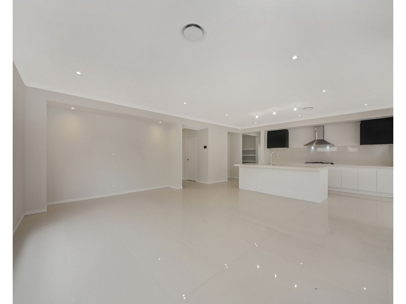 12 Parolin Pde, Rochedale QLD 4123