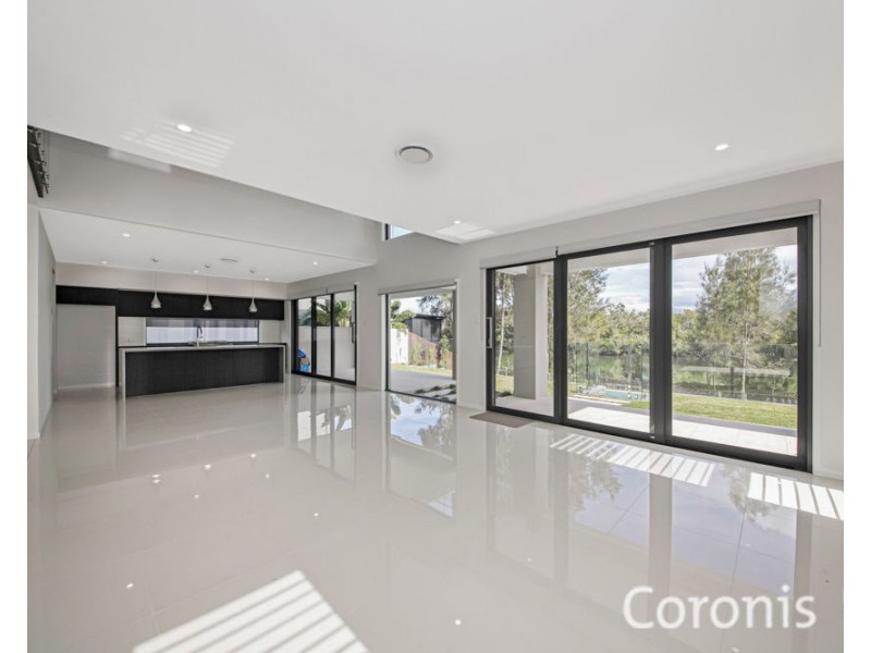 72 Serenity Boulevard, Helensvale QLD 4212