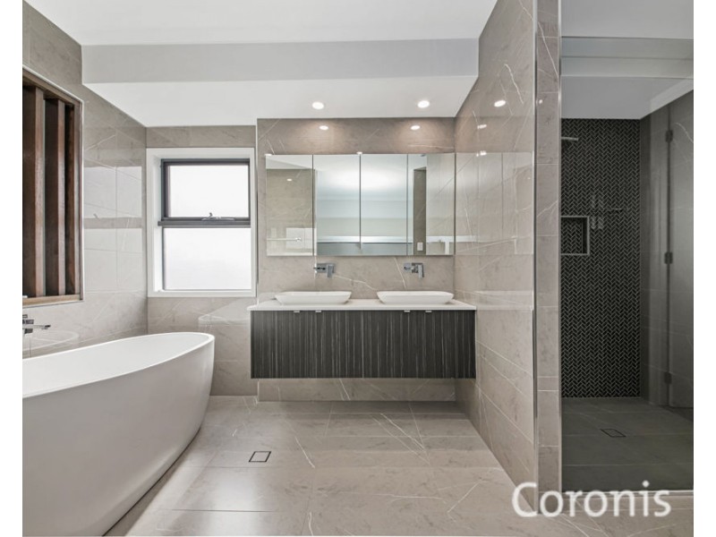 72 Serenity Boulevard, Helensvale QLD 4212