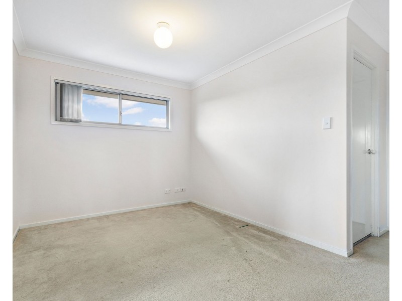 3 Fordham Court, Regents Park QLD 4118