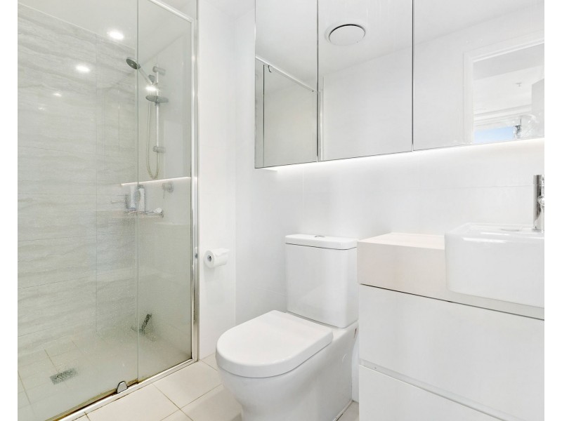 1089/123 Cavendish Road, Coorparoo QLD 4151