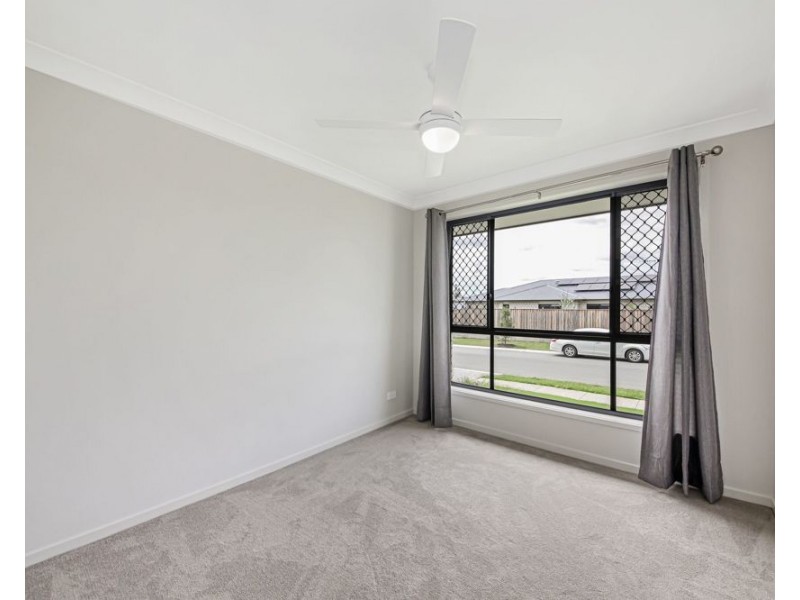 23 Irma Cct, Park Ridge QLD 4125