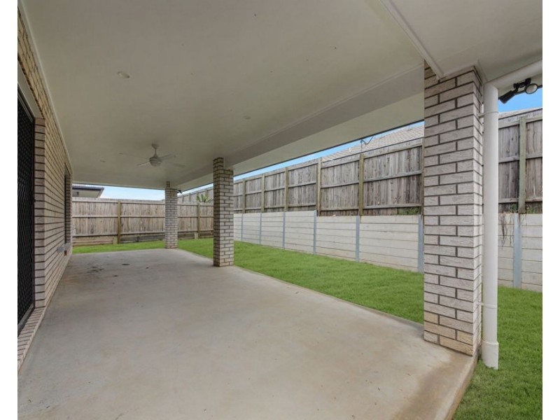 23 Irma Cct, Park Ridge QLD 4125