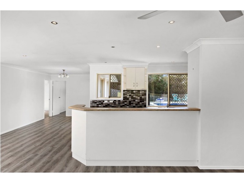 14 Kummara Road, Edens Landing QLD 4207