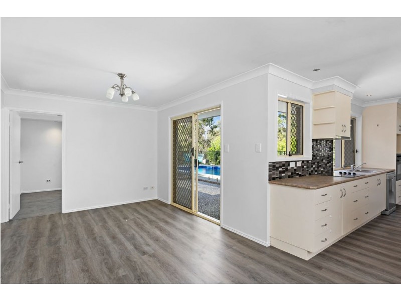 14 Kummara Road, Edens Landing QLD 4207