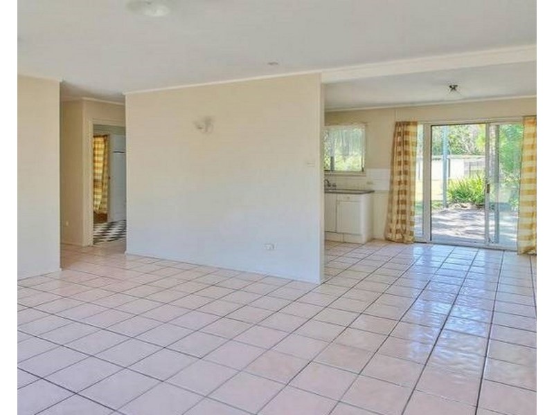 6 CASIUS STREET, Woodridge QLD 4114