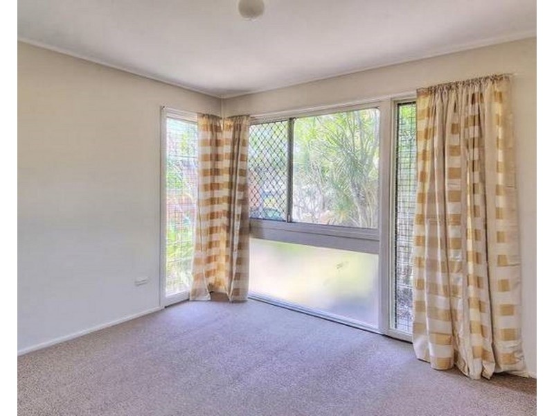 6 CASIUS STREET, Woodridge QLD 4114