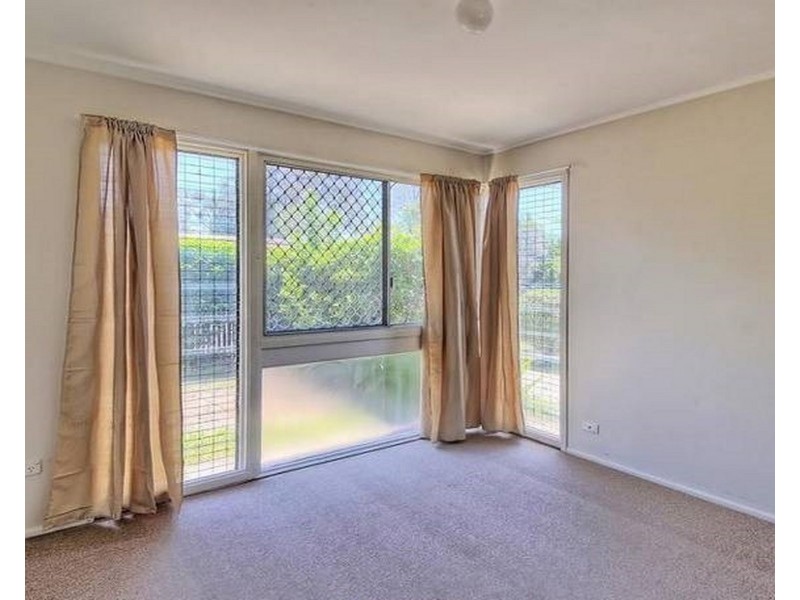 6 CASIUS STREET, Woodridge QLD 4114