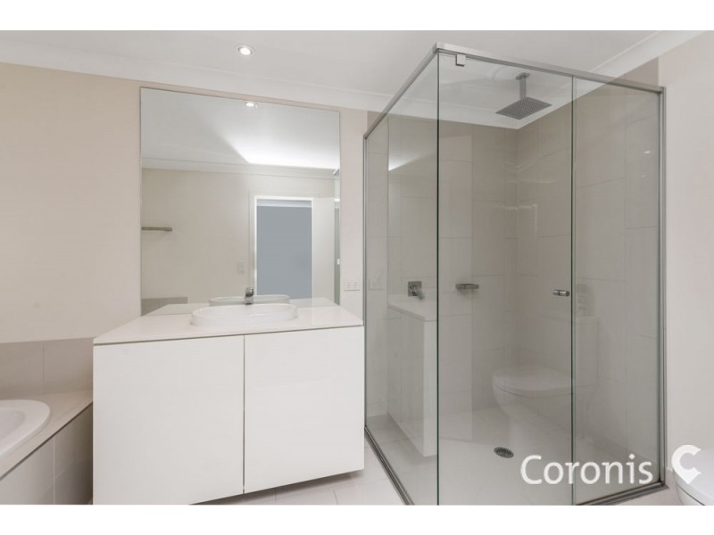 78 Hill Drive, Pimpama QLD 4209