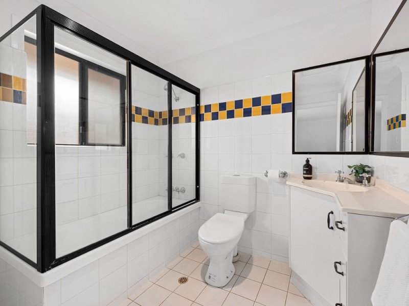 3/12 Newton Street, Coorparoo QLD 4151