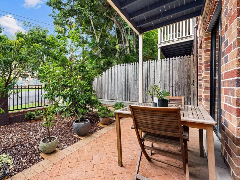 3/12 Newton Street, Coorparoo QLD 4151