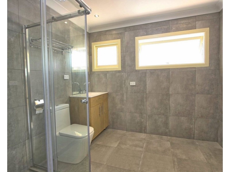 3 Kingston Court, Kingston QLD 4114