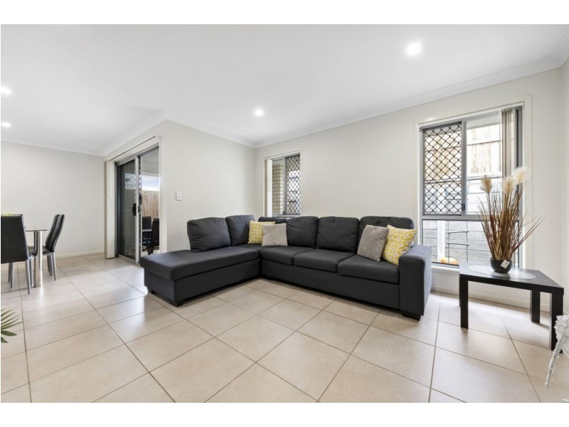 5 Mount Ballow Street, Park Ridge QLD 4125