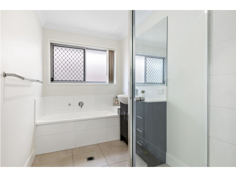 5 Mount Ballow Street, Park Ridge QLD 4125