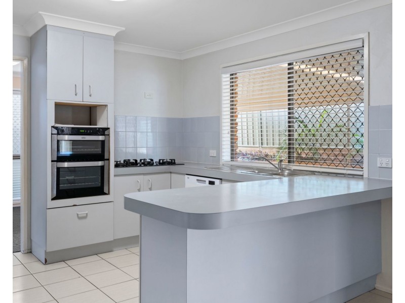 6 Ellendale Crescent, Daisy Hill QLD 4127