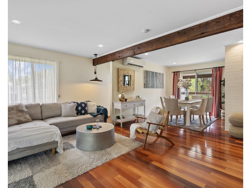 4 Coolcrest Street, Daisy Hill QLD 4127