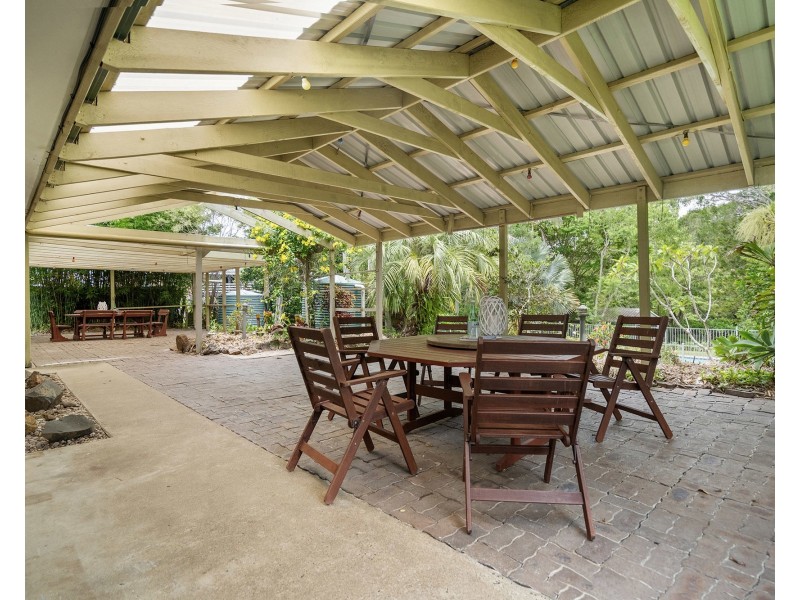 4 Coolcrest Street, Daisy Hill QLD 4127