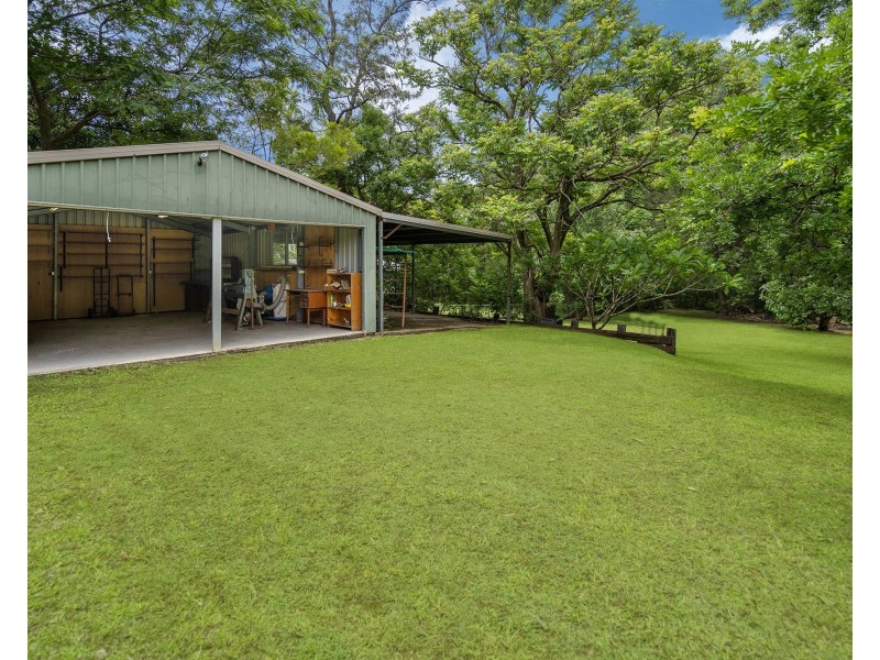 4 Coolcrest Street, Daisy Hill QLD 4127