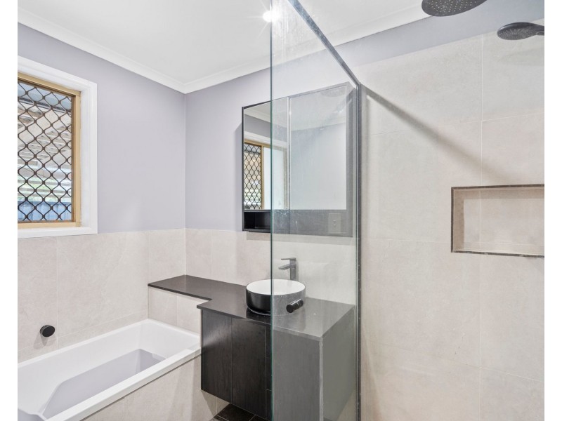 94 Lyndale Street, Daisy Hill QLD 4127