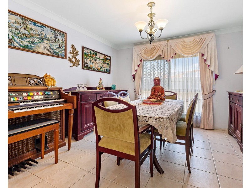 23 Yellowstone Place, Parkinson QLD 4115