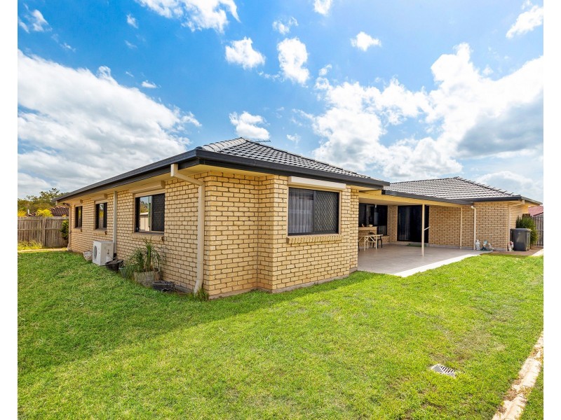 23 Yellowstone Place, Parkinson QLD 4115