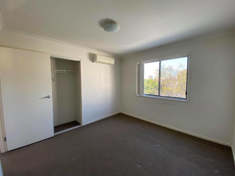 31/1 Cascade Drive, Underwood QLD 4119