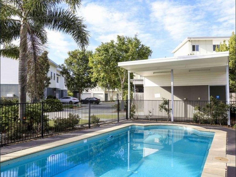 31/1 Cascade Drive, Underwood QLD 4119