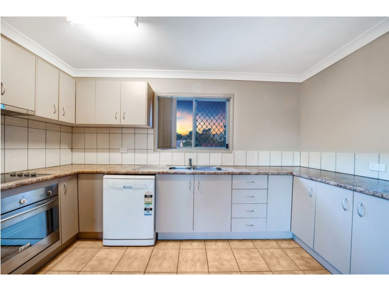 29 Aquarius Dr, Kingston QLD 4114