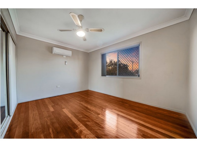 29 Aquarius Dr, Kingston QLD 4114
