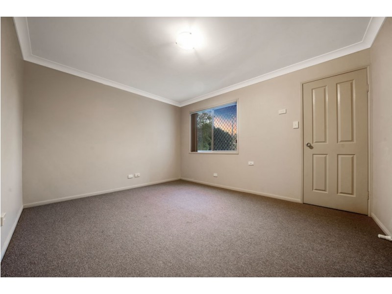 29 Aquarius Dr, Kingston QLD 4114