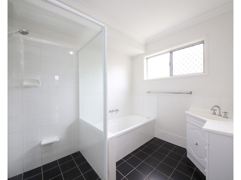 8 Viewpoint Street, Sunnybank Hills QLD 4109