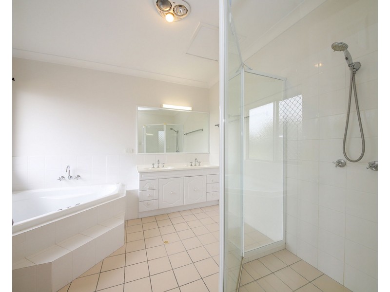 8 Viewpoint Street, Sunnybank Hills QLD 4109