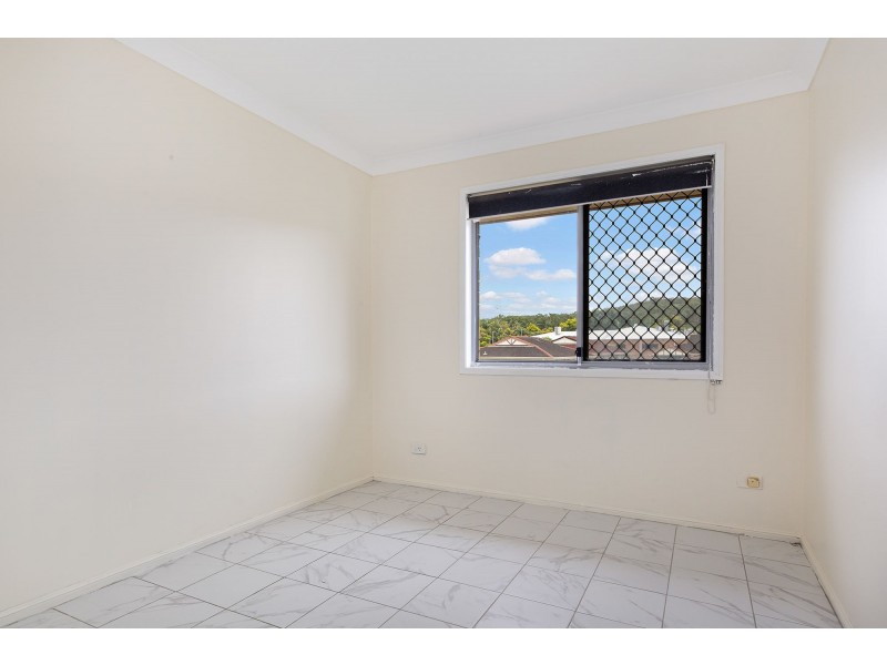 25/10 Lawrence Close, Robertson QLD 4109