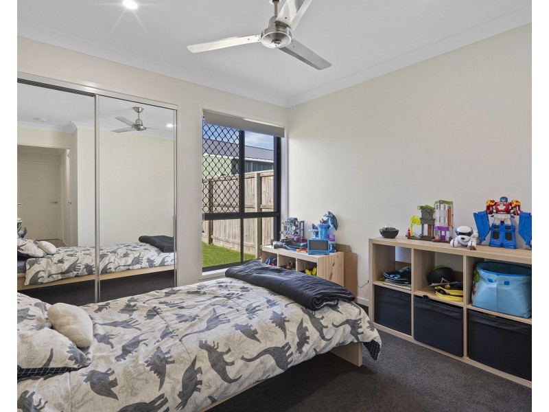 93 Vineyard Drive, Greenbank QLD 4124