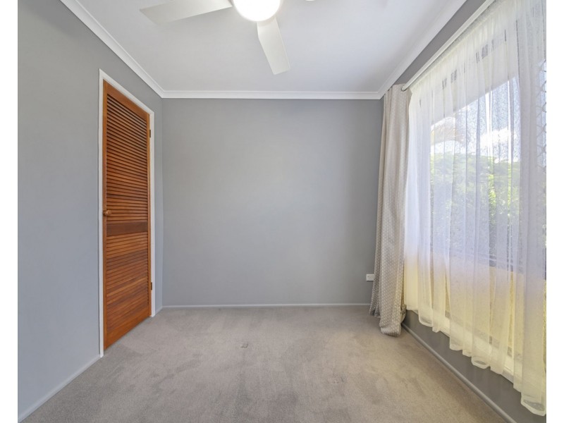 2 Knightsbridge Crescent, Rochedale South QLD 4123