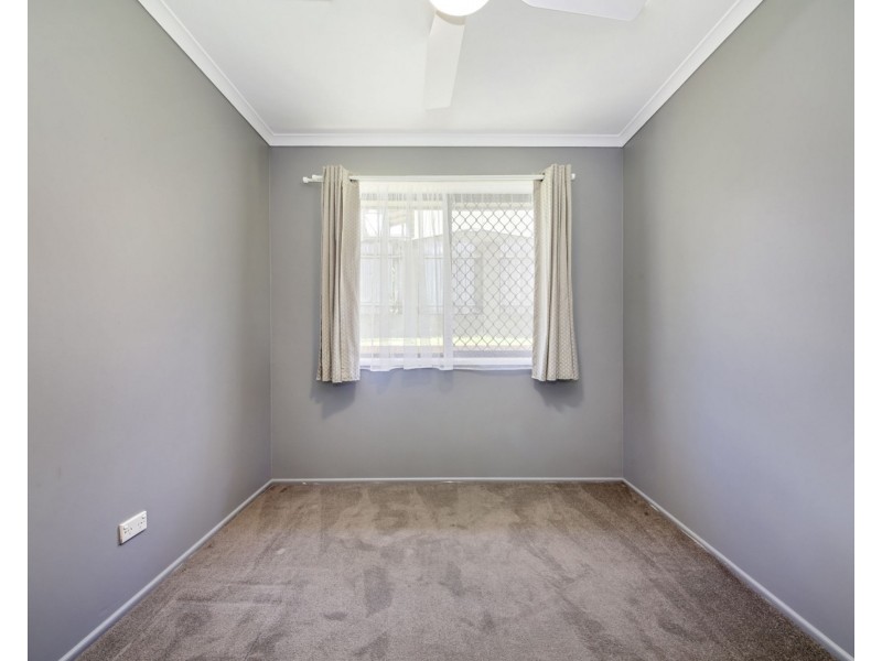 2 Knightsbridge Crescent, Rochedale South QLD 4123