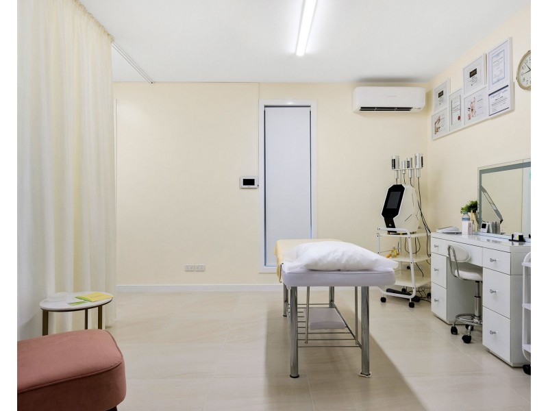 1/50 Government Road, Labrador QLD 4215