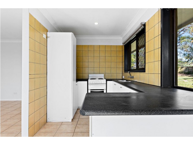 16 Jindavee Crescent, Slacks Creek QLD 4127