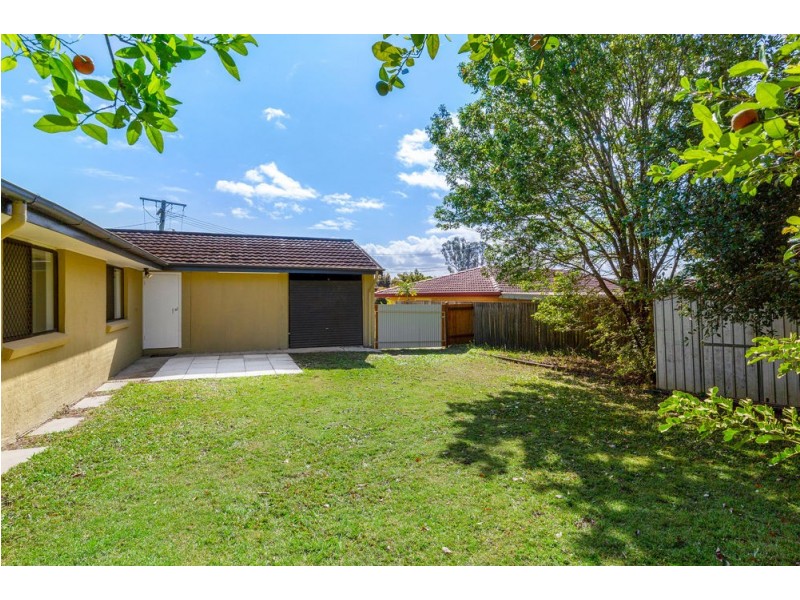 16 Jindavee Crescent, Slacks Creek QLD 4127