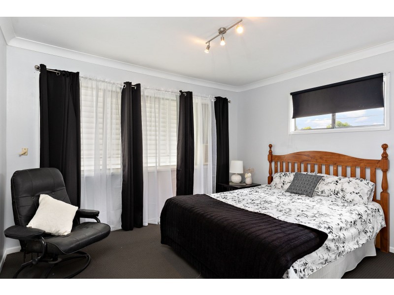 4 Veryan Street, Kingston QLD 4114