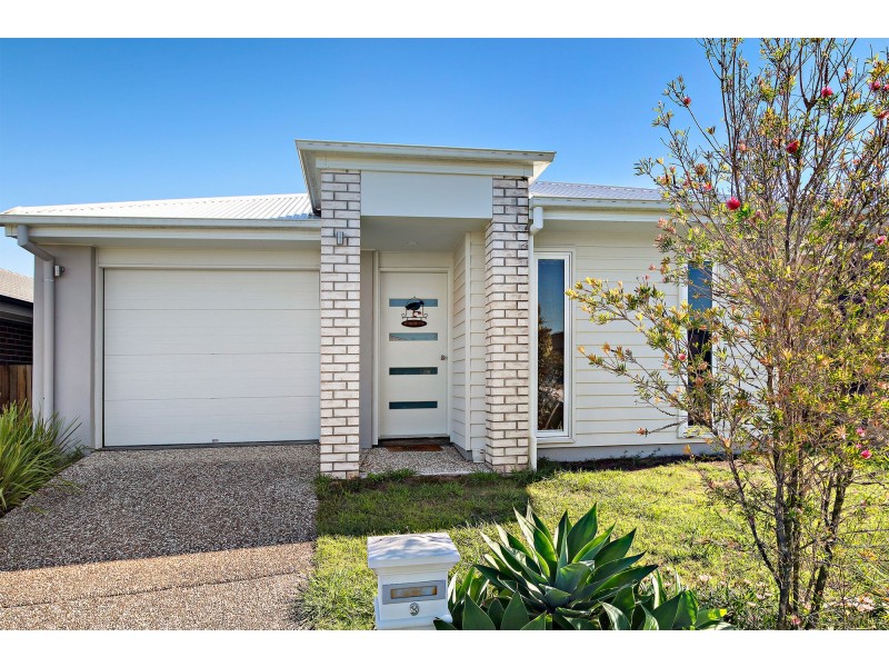 9 Mount Pleasant Street, Park Ridge QLD 4125
