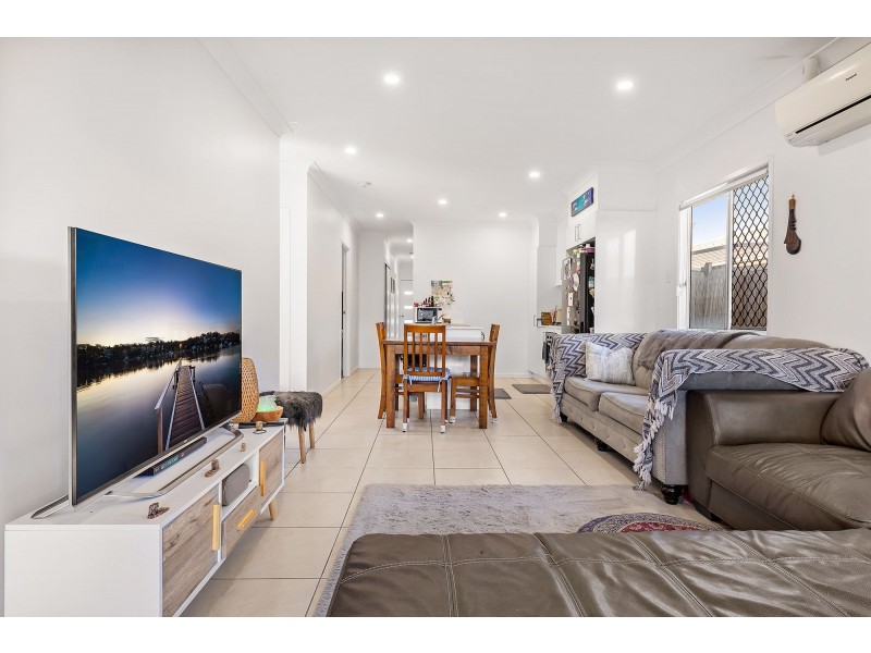 9 Mount Pleasant Street, Park Ridge QLD 4125