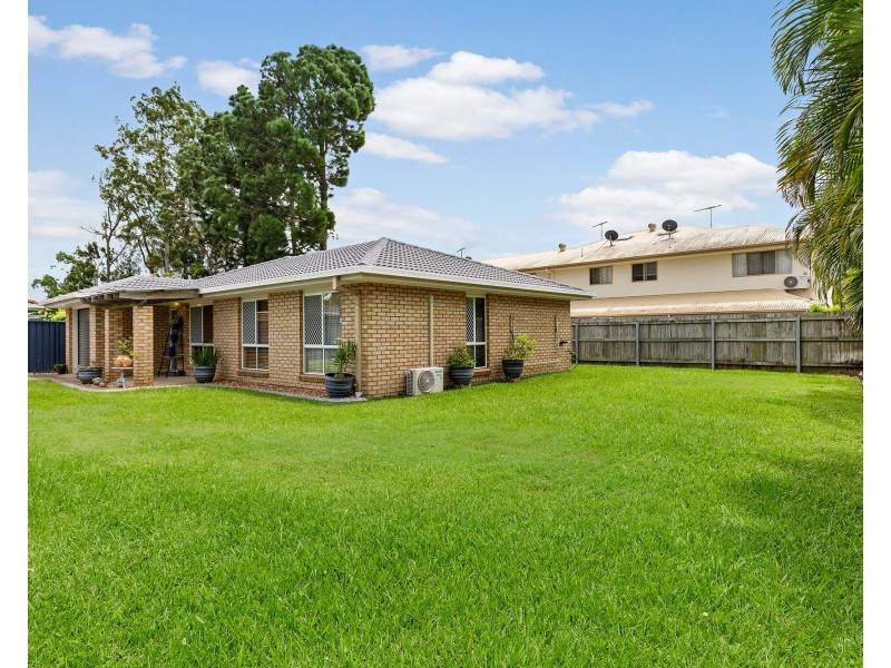 5 Beetson Court, Eagleby QLD 4207