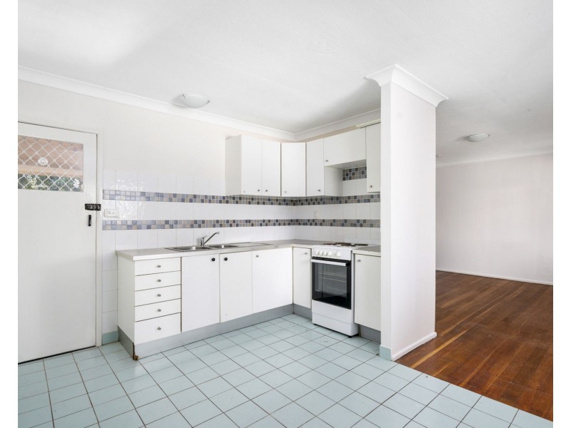 1/35 Defiance Road, Woodridge QLD 4114