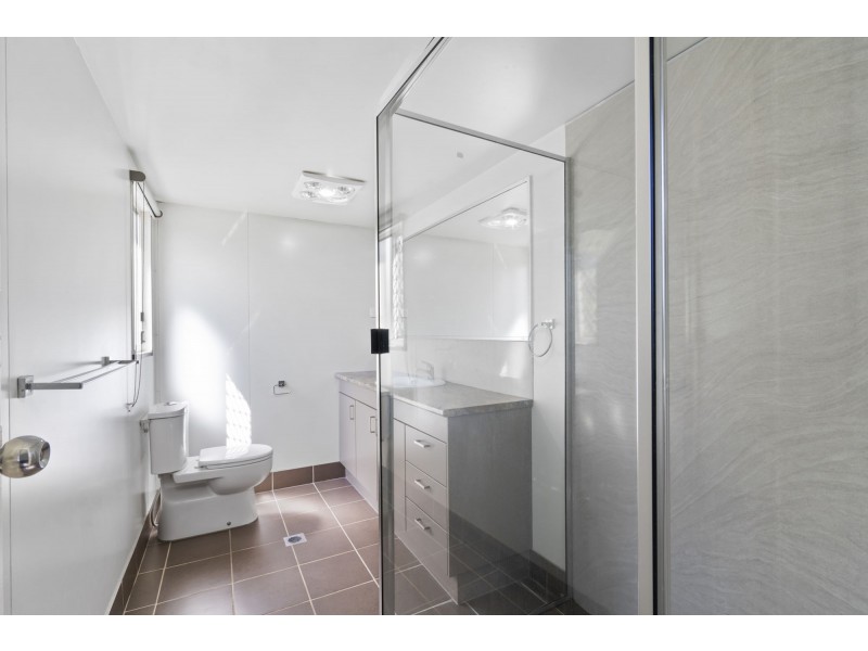 2/2 Tonya Court, Woodridge QLD 4114
